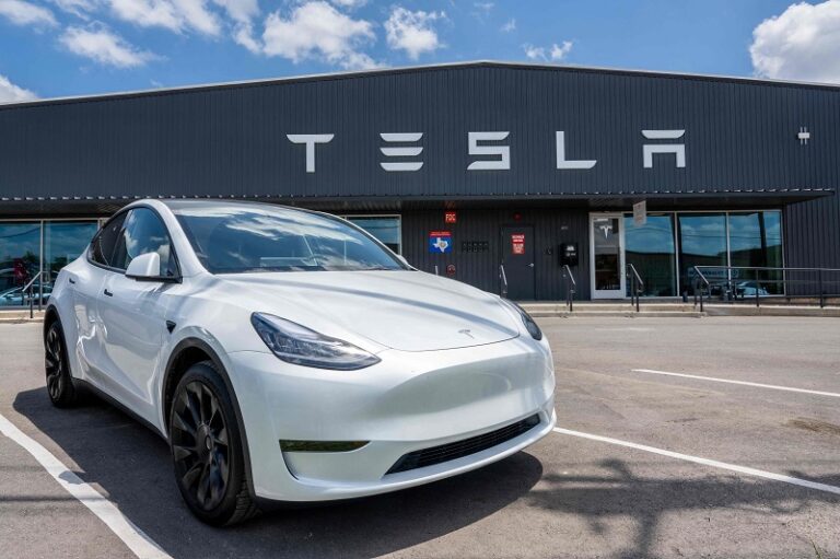 Tesla Shift Away from Discounts and Push for Streamlined Sales